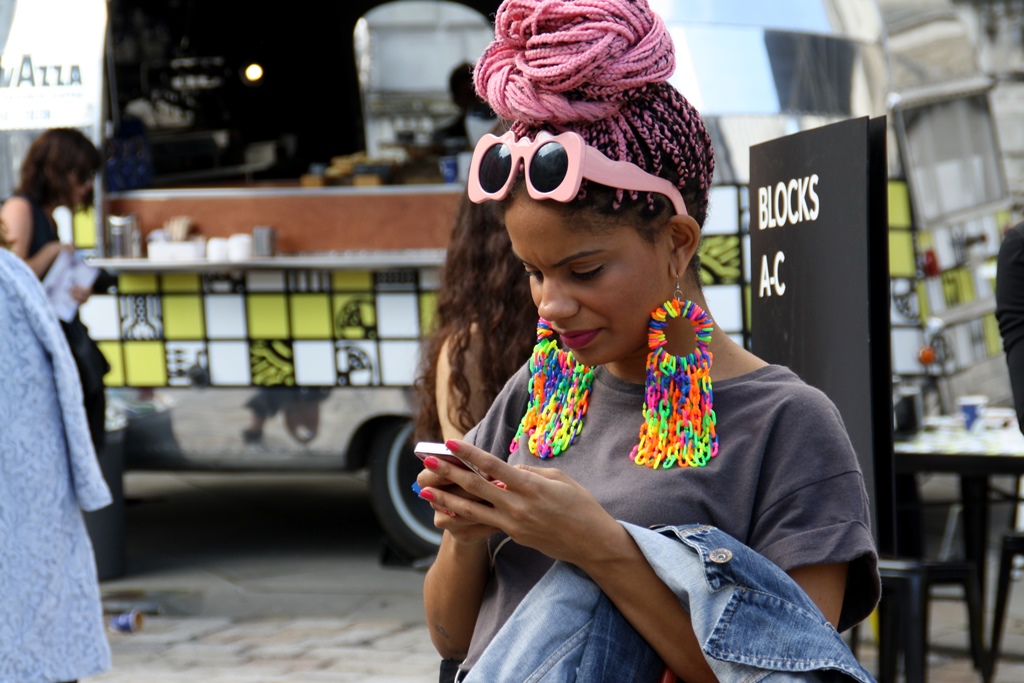 London Fashion Week Streetstyle 2014