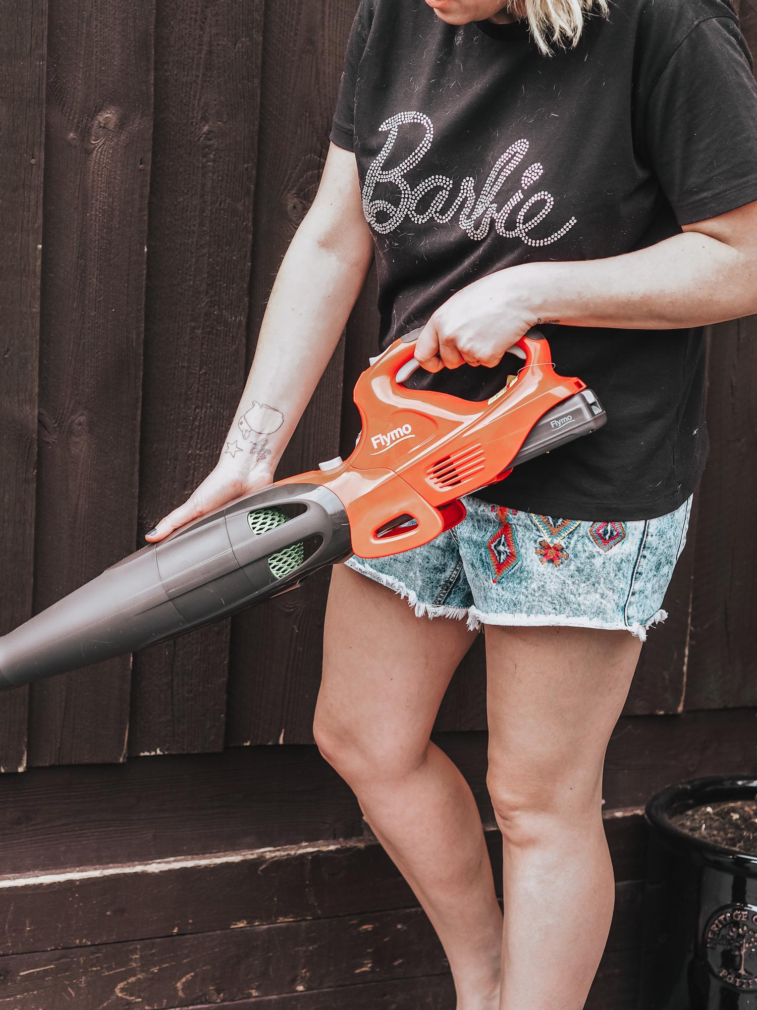 Flymo leaf blower review from blogger Bunnipunch